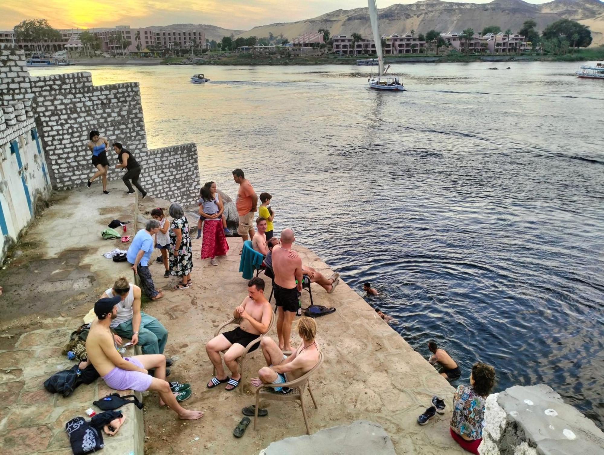 Go Inn Backpackers Асуан Екстериор снимка
